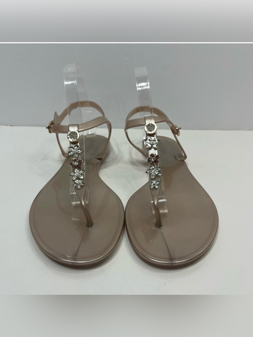 GUESS Addison Flat Sandals women’s size 11 M shoes wedding beach resort wear